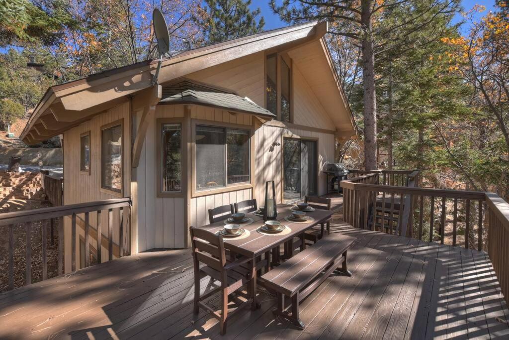Вилла Everwood Serenity Treehouse Ontrail Head/Sledding Биг Бэар Лейк Экстерьер фото